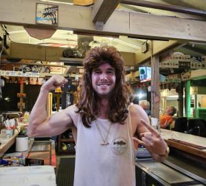 Bartender-Joe-Dirt